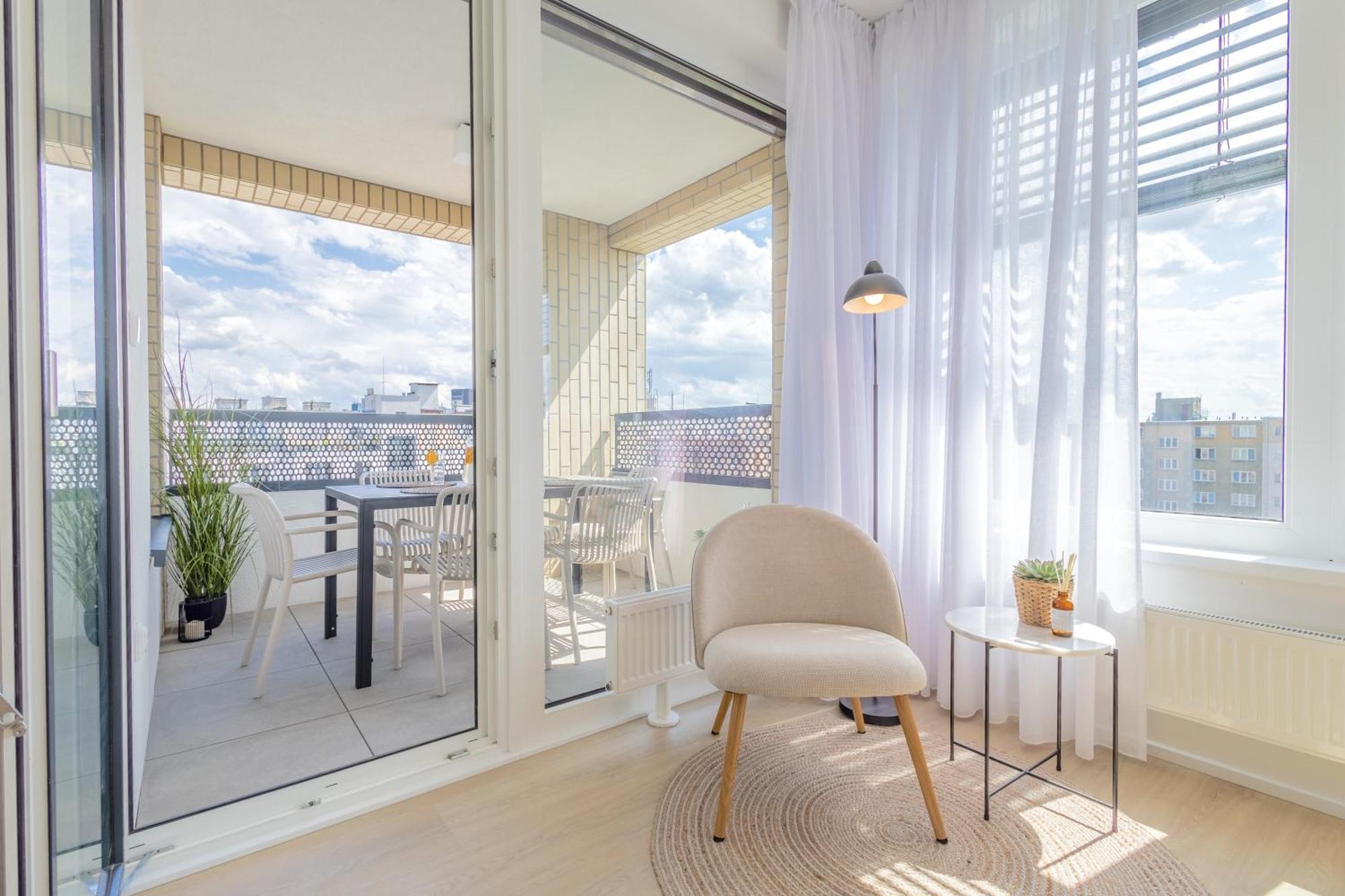 Bright 2Br - 7Th Floor, Balcony, Free Parking By Gravity Prague 아파트 외부 사진