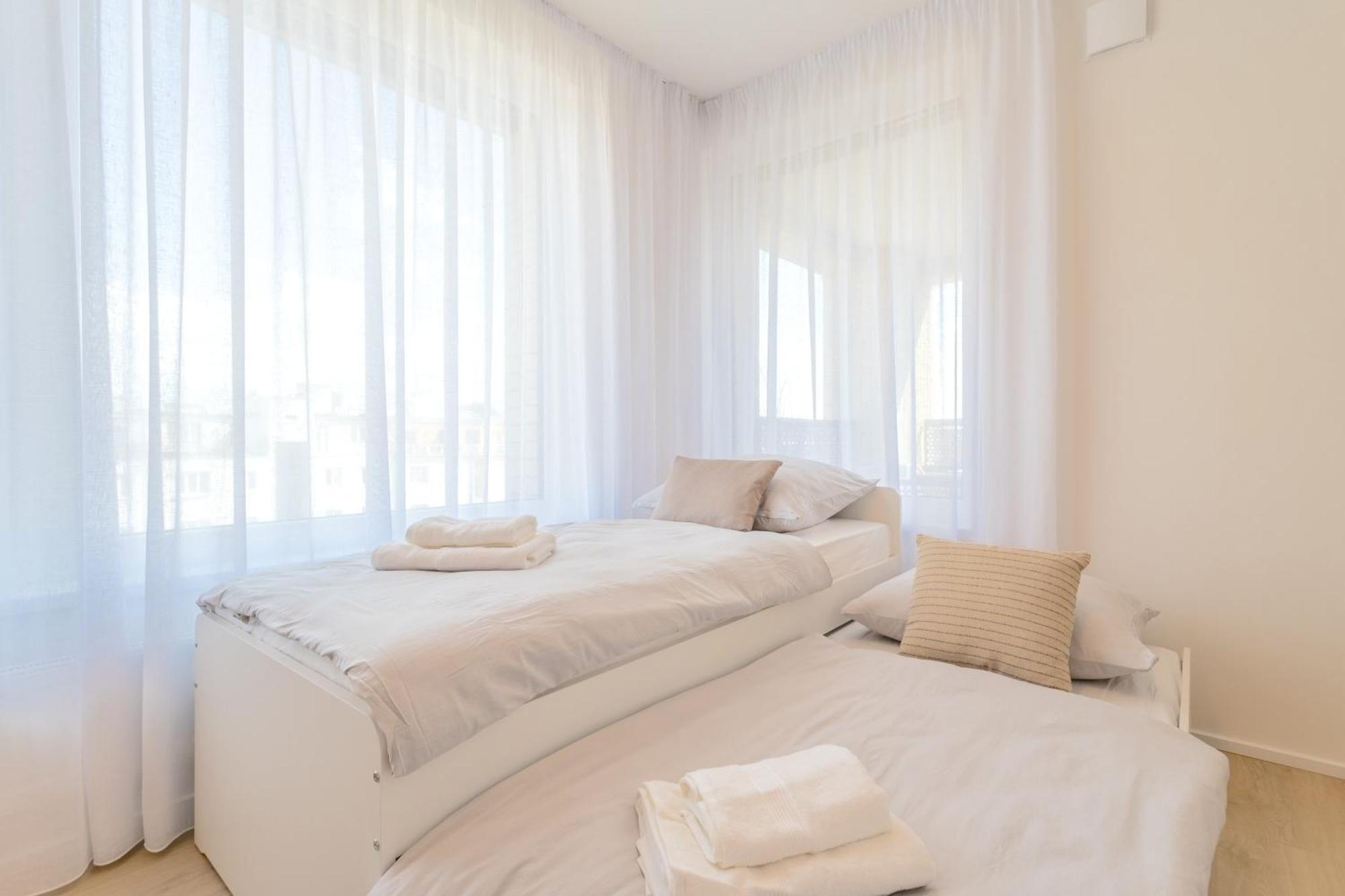 Bright 2Br - 7Th Floor, Balcony, Free Parking By Gravity Prague 아파트 외부 사진